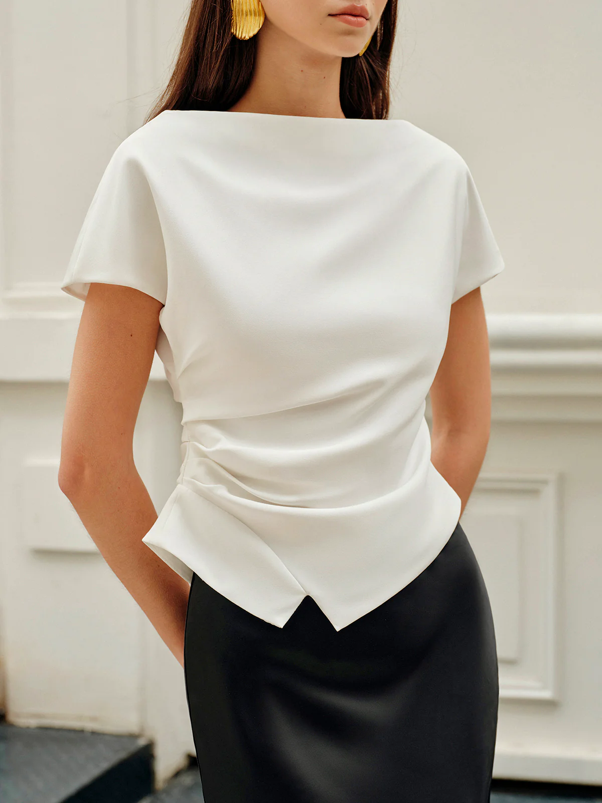 Asymmetric Hem Ruched T-Shirt